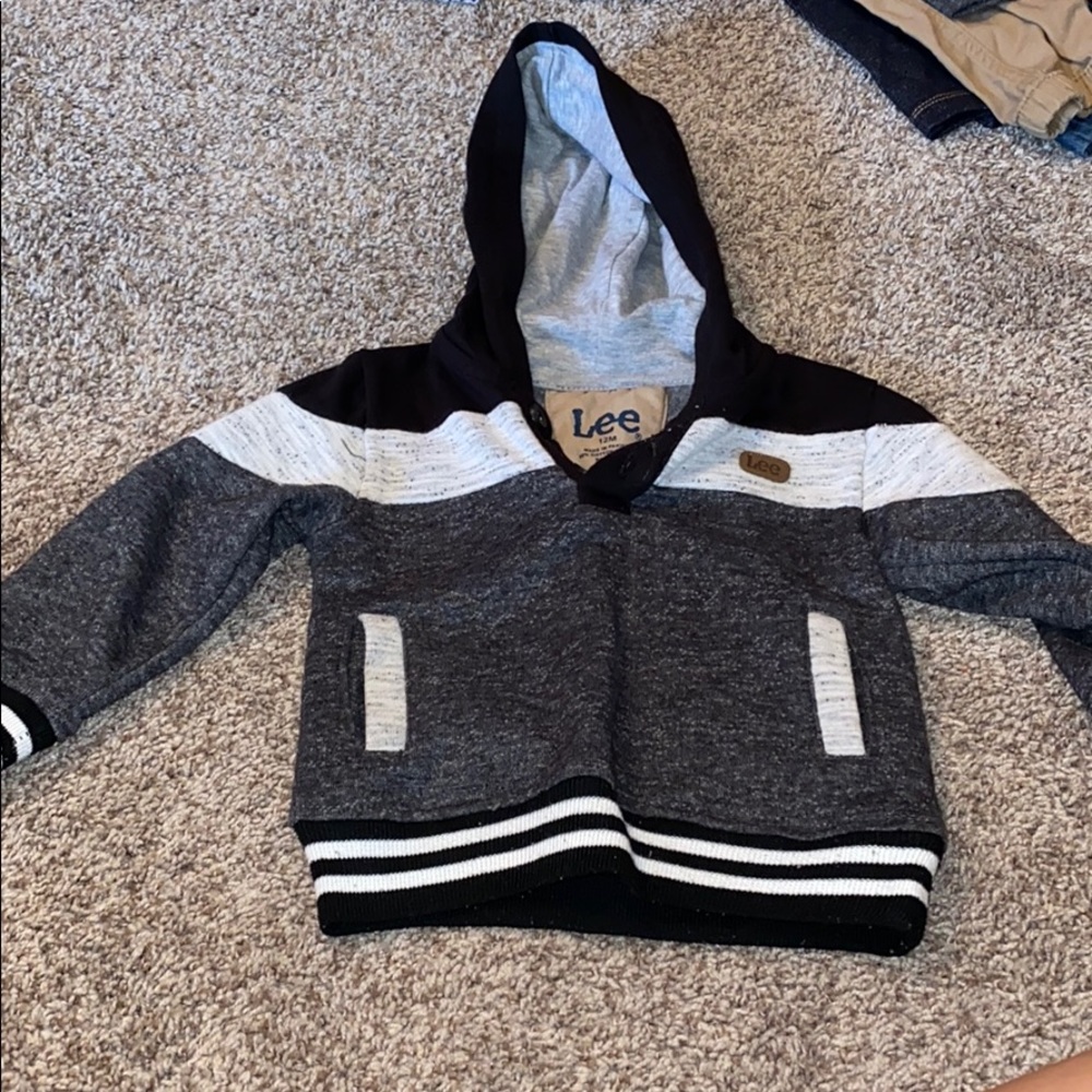 2 piece, Sweater and Joggers. (12m)